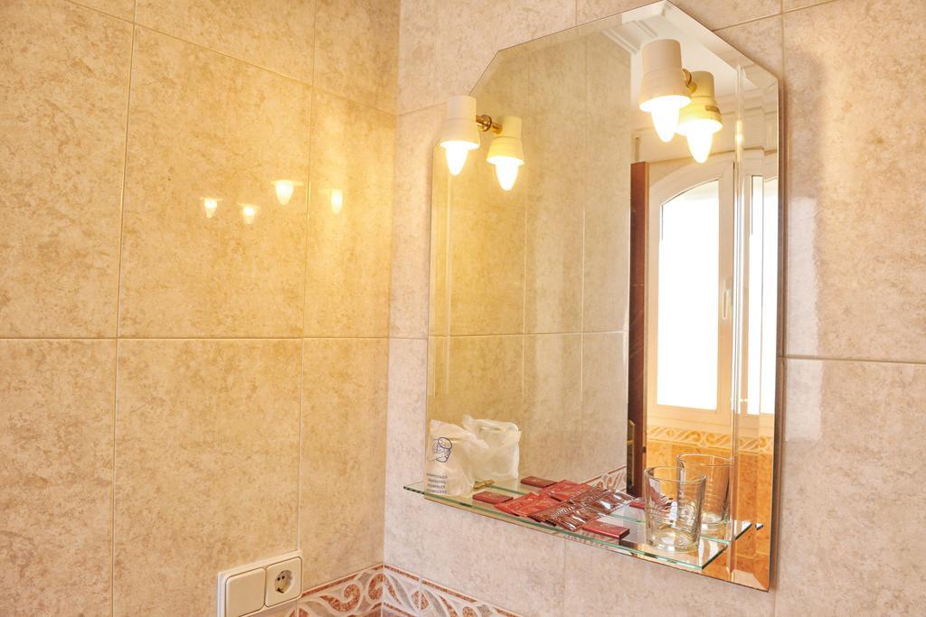 Hostal Puerto Lepe Room photo